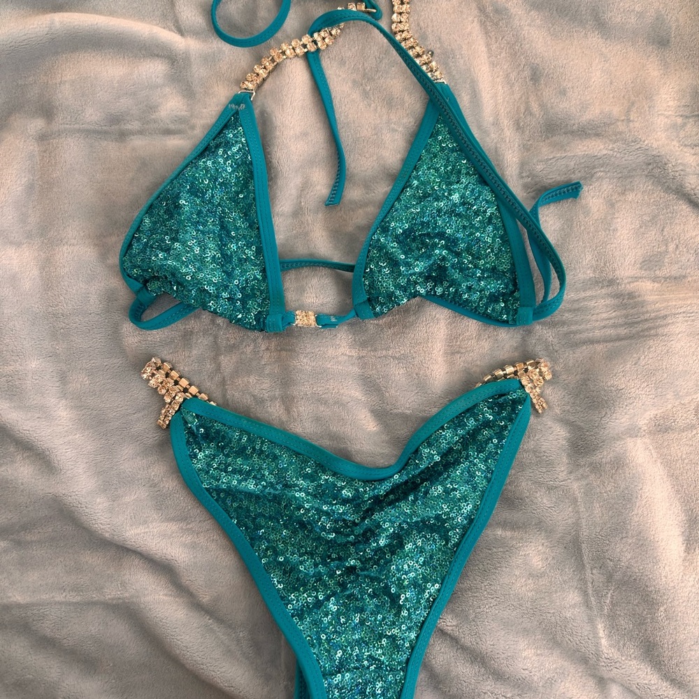 Competition Bikini Turquoise - Picture 6 of 6